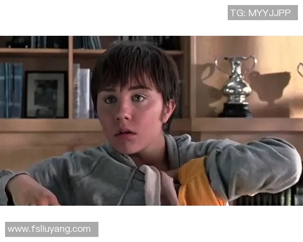 女扮男装的足球女星突破性表现打破性别界限成就传奇