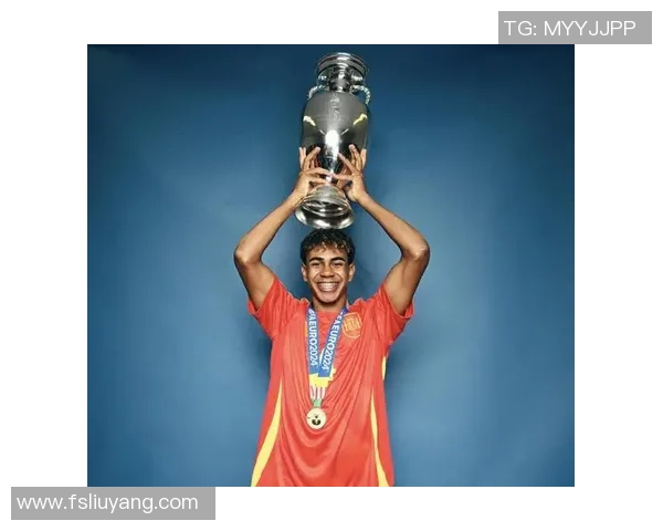 竖领子足球球星的独特魅力与球场风采探秘